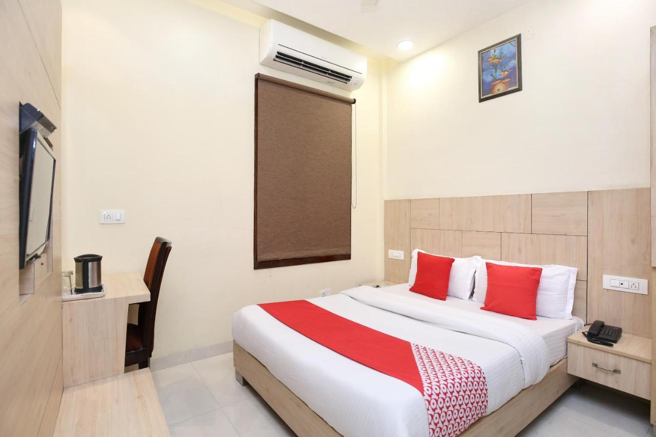 Capital O 8510 Welcome Inn Amritsar Exterior foto
