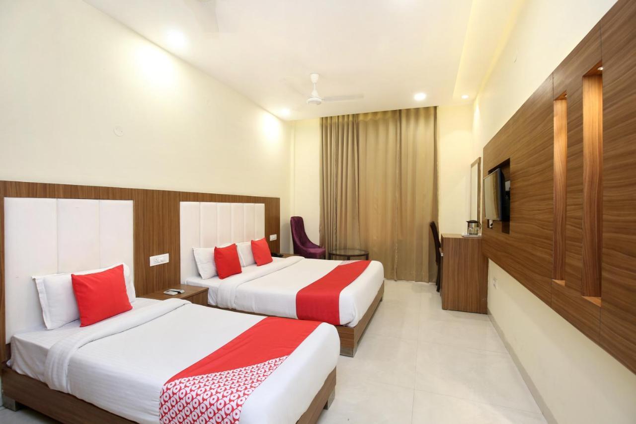 Capital O 8510 Welcome Inn Amritsar Exterior foto
