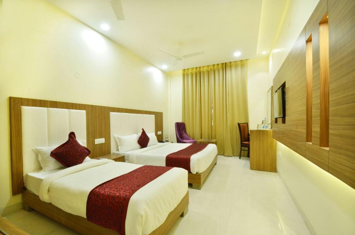 Capital O 8510 Welcome Inn Amritsar Exterior foto